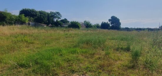 Terrain à bâtir à Saint-Côme-et-Maruéjols, Occitanie